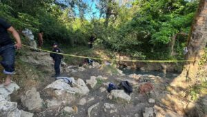 JOVEN PI€RDE LA VIDA AL EXPLORAR NACIMIENTO DE AGUA EN PLAYA VICENTE