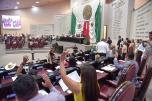 Autoriza Congreso al Poder Ejecutivo la enajenación de aeronaves