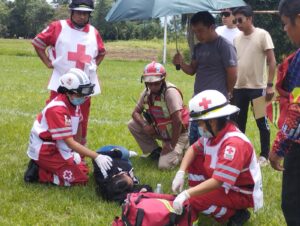 ¡PAREJA CAE DEL PARAPENTE EN FORTÍN